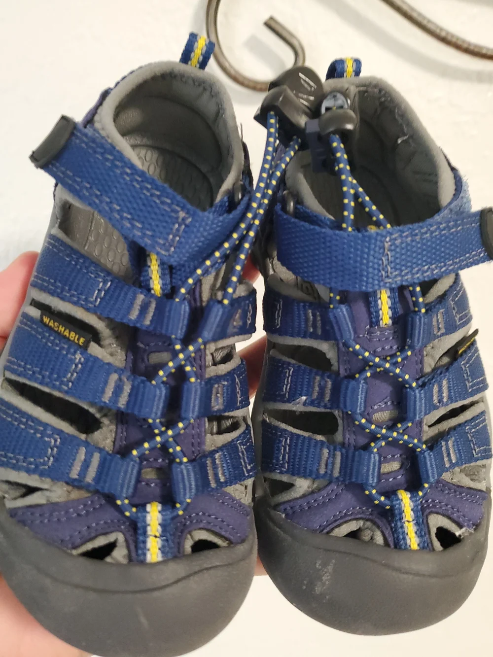 Keen Kids Navy Blue & Yellow Closed-Toe Hiking Sandals